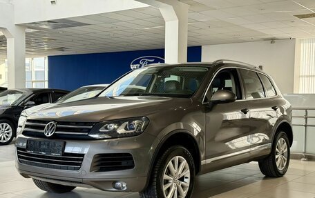 Volkswagen Touareg III, 2012 год, 2 099 000 рублей, 3 фотография