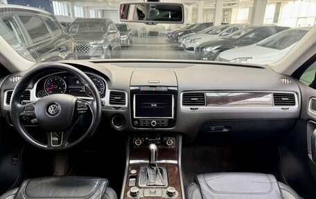 Volkswagen Touareg III, 2012 год, 2 099 000 рублей, 11 фотография