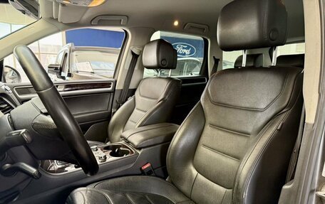 Volkswagen Touareg III, 2012 год, 2 099 000 рублей, 17 фотография