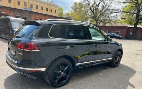 Volkswagen Touareg III, 2016 год, 3 200 000 рублей, 2 фотография