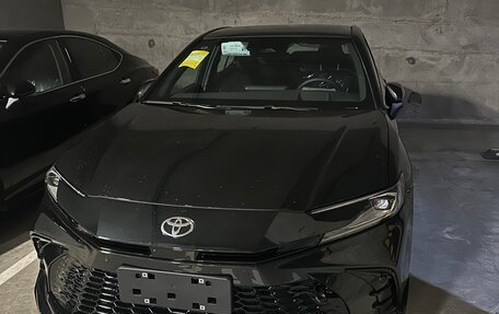 Toyota Camry, 2025 год, 4 250 000 рублей, 2 фотография