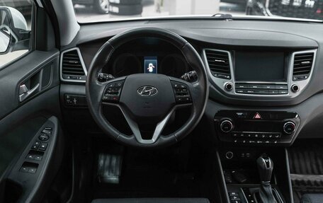 Hyundai Tucson III, 2018 год, 1 850 000 рублей, 12 фотография