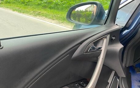 Opel Astra J, 2011 год, 575 000 рублей, 14 фотография