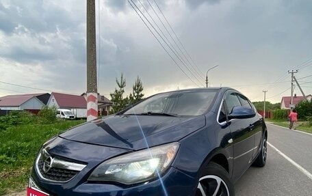 Opel Astra J, 2011 год, 575 000 рублей, 2 фотография