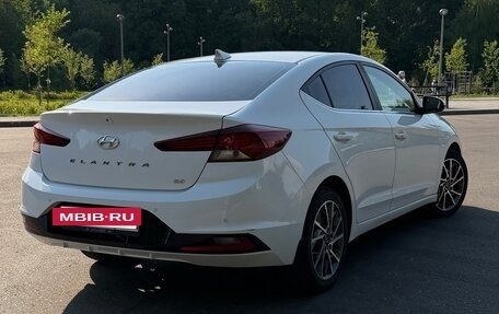 Hyundai Elantra VI рестайлинг, 2019 год, 2 100 000 рублей, 4 фотография