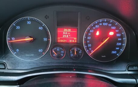 Volkswagen Jetta VI, 2005 год, 600 000 рублей, 6 фотография