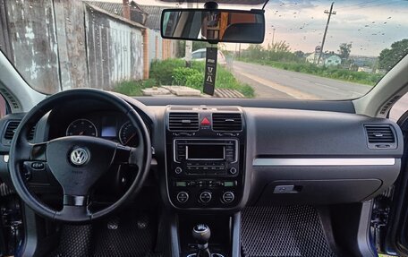 Volkswagen Jetta VI, 2005 год, 600 000 рублей, 5 фотография