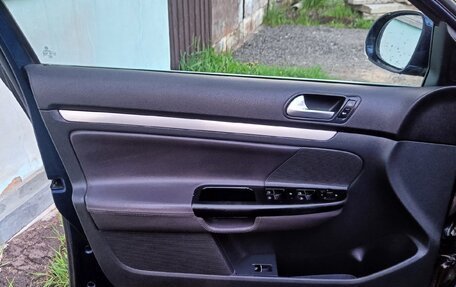 Volkswagen Jetta VI, 2005 год, 600 000 рублей, 25 фотография