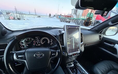 Toyota Land Cruiser 200, 2016 год, 6 800 000 рублей, 6 фотография