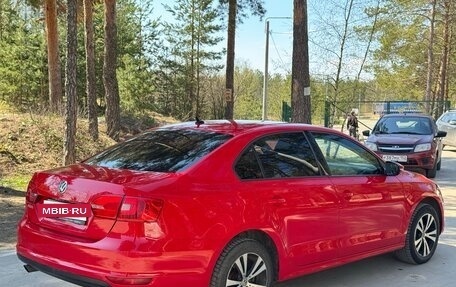 Volkswagen Jetta VI, 2012 год, 900 000 рублей, 5 фотография