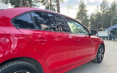 Volkswagen Jetta VI, 2012 год, 900 000 рублей, 23 фотография