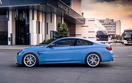 BMW M4, 2018 год, 6 750 000 рублей, 5 фотография
