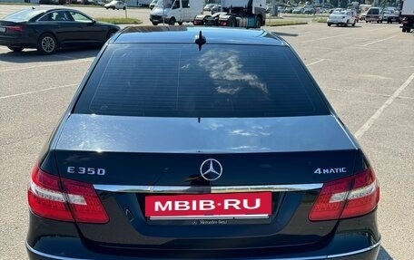 Mercedes-Benz E-Класс, 2011 год, 1 600 000 рублей, 6 фотография