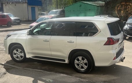 Lexus LX, 2017 год, 7 500 000 рублей, 2 фотография