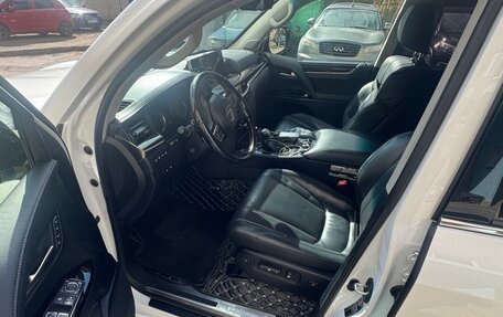Lexus LX, 2017 год, 7 500 000 рублей, 24 фотография