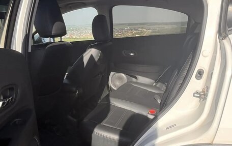 Honda Vezel, 2020 год, 2 400 000 рублей, 6 фотография