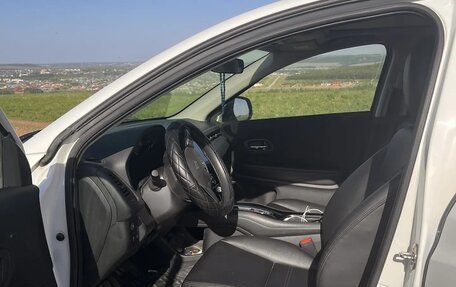 Honda Vezel, 2020 год, 2 400 000 рублей, 7 фотография