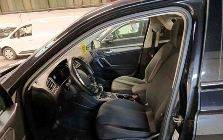 Volkswagen Tiguan II, 2022 год, 2 925 000 рублей, 6 фотография