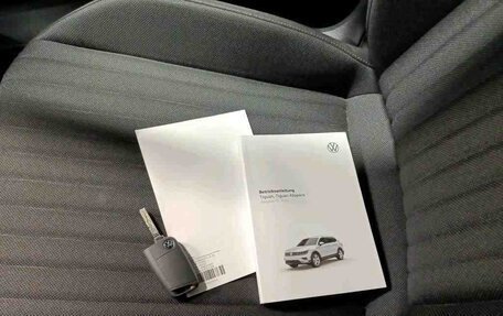 Volkswagen Tiguan II, 2022 год, 2 925 000 рублей, 9 фотография