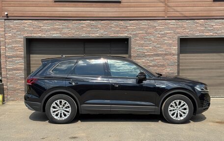 Volkswagen Touareg III, 2019 год, 4 950 000 рублей, 8 фотография
