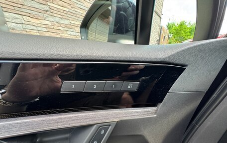Volkswagen Touareg III, 2019 год, 4 950 000 рублей, 17 фотография