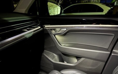 Volkswagen Touareg III, 2019 год, 4 950 000 рублей, 28 фотография