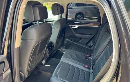 Volkswagen Touareg III, 2019 год, 4 950 000 рублей, 26 фотография