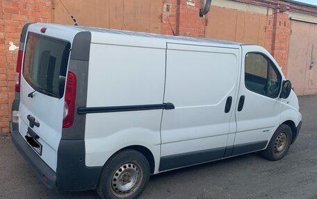 Renault Trafic, 2007 год, 990 000 рублей, 3 фотография