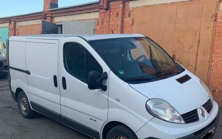 Renault Trafic, 2007 год, 990 000 рублей, 2 фотография