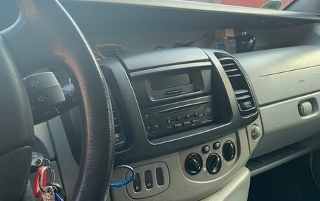 Renault Trafic, 2007 год, 990 000 рублей, 5 фотография