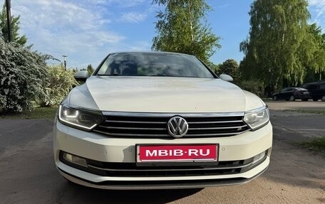 Volkswagen Passat B8 рестайлинг, 2017 год, 2 200 000 рублей, 1 фотография