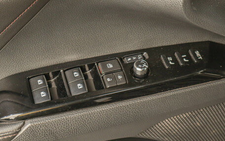 Toyota Camry, 2018 год, 3 029 000 рублей, 9 фотография