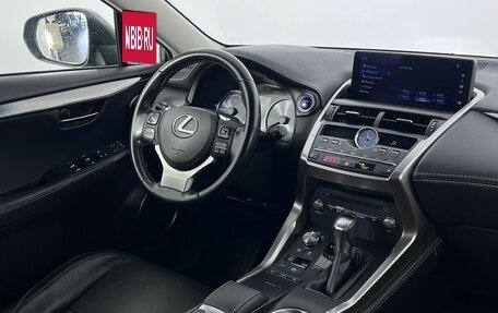 Lexus NX I, 2018 год, 3 330 000 рублей, 13 фотография