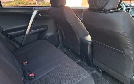 Toyota RAV4, 2019 год, 3 000 000 рублей, 14 фотография
