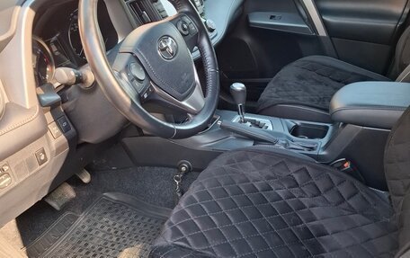Toyota RAV4, 2019 год, 3 000 000 рублей, 10 фотография