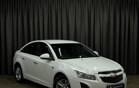 Chevrolet Cruze II, 2013 год, 649 888 рублей, 2 фотография