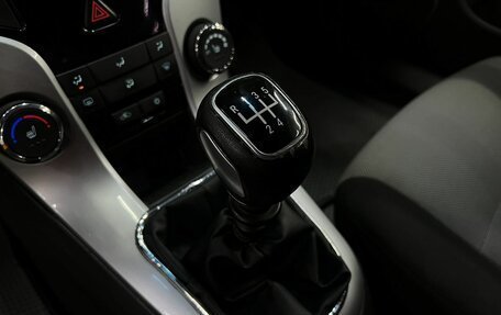 Chevrolet Cruze II, 2013 год, 649 888 рублей, 18 фотография