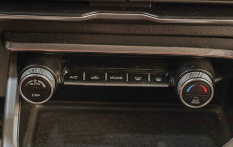 Geely Coolray I, 2021 год, 2 229 000 рублей, 17 фотография