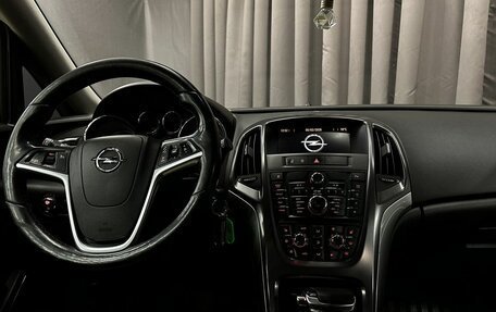 Opel Astra J, 2011 год, 699 777 рублей, 7 фотография