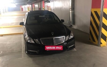 Mercedes-Benz E-Класс, 2012 год, 1 650 000 рублей, 7 фотография