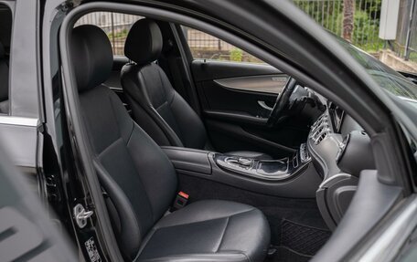 Mercedes-Benz E-Класс, 2019 год, 2 420 000 рублей, 8 фотография