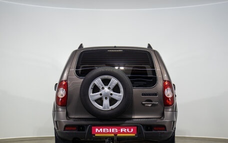 Chevrolet Niva I рестайлинг, 2014 год, 589 000 рублей, 6 фотография