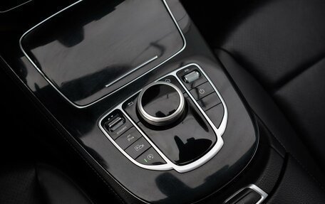 Mercedes-Benz E-Класс, 2019 год, 2 420 000 рублей, 18 фотография