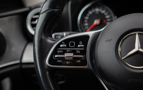 Mercedes-Benz E-Класс, 2019 год, 2 420 000 рублей, 20 фотография