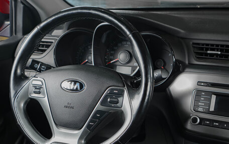 KIA Rio III рестайлинг, 2017 год, 1 379 000 рублей, 12 фотография