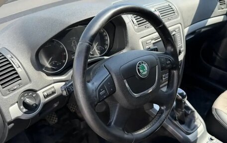 Skoda Octavia, 2012 год, 834 000 рублей, 11 фотография