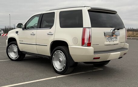 Cadillac Escalade III, 2012 год, 2 450 000 рублей, 4 фотография