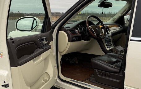 Cadillac Escalade III, 2012 год, 2 450 000 рублей, 10 фотография
