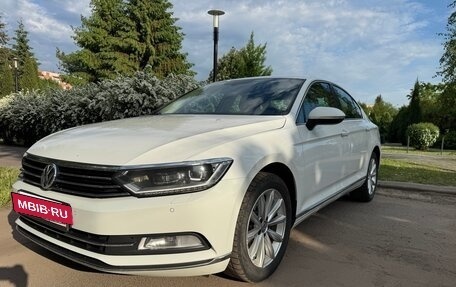 Volkswagen Passat B8 рестайлинг, 2017 год, 2 200 000 рублей, 2 фотография