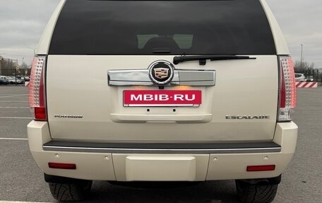 Cadillac Escalade III, 2012 год, 2 450 000 рублей, 5 фотография